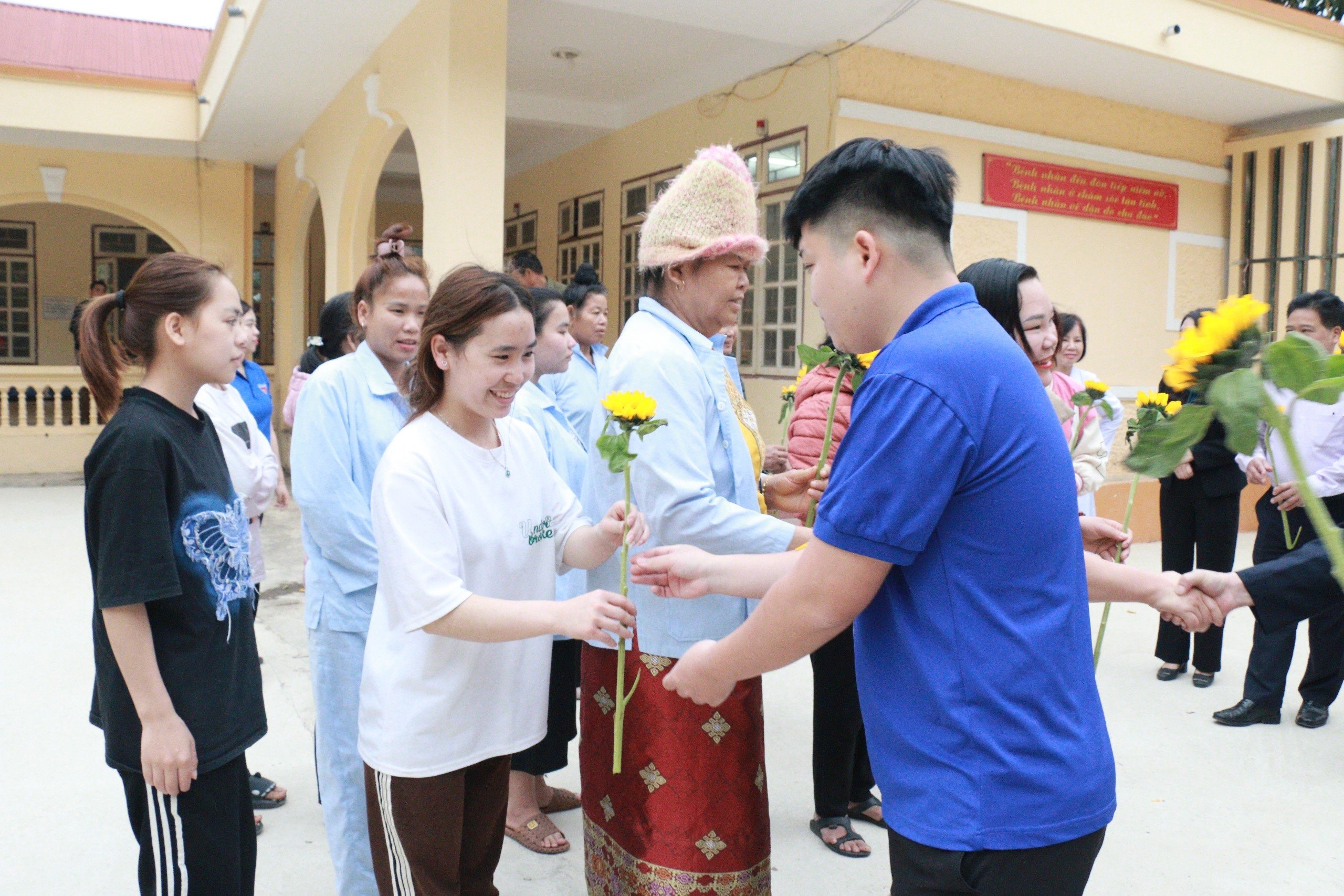 anh tin bai